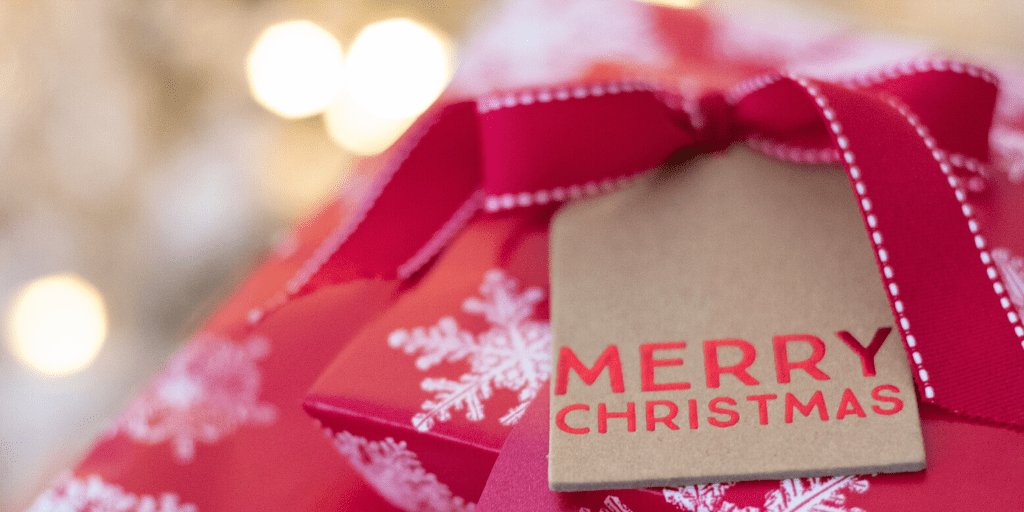 celebrate christmas with little presents on random advent dates