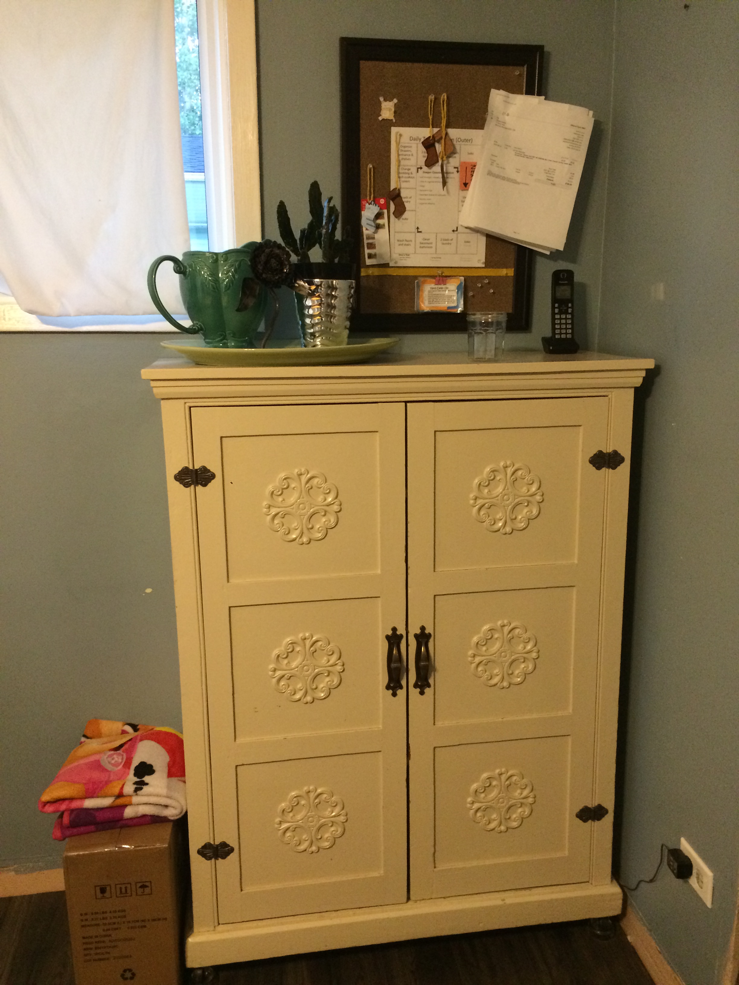 outsmart your messy house zones - before picture cupboard